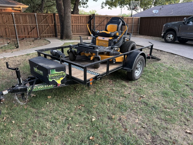 Ultima Z250 Zero Turn Mower view 3