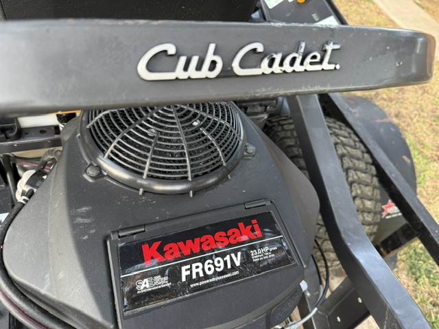 Ultima Z250 Zero Turn Mower view 4
